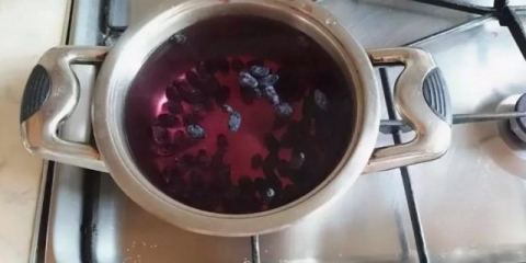 Kompot od orlovih noktiju za zimu: recepti, kako kuhati, prednosti